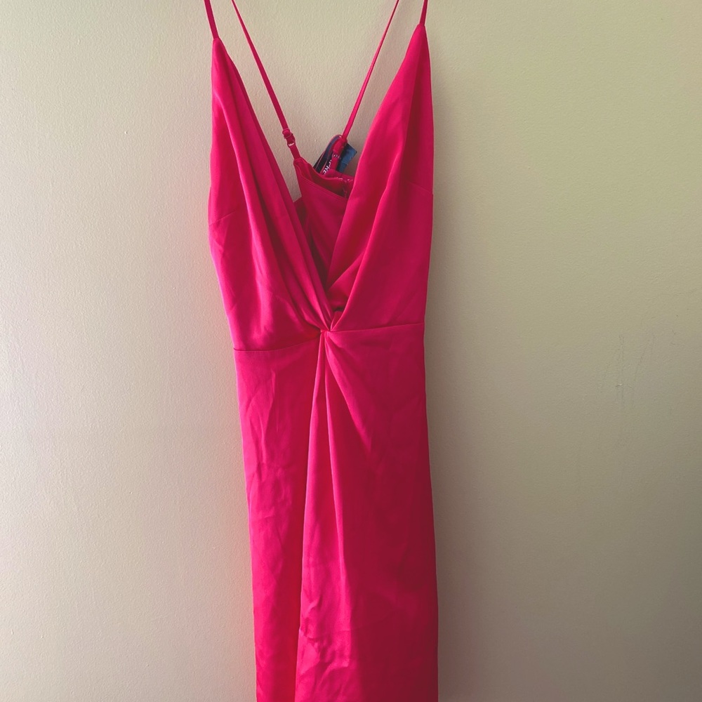 Express hot pink satin dress size 6